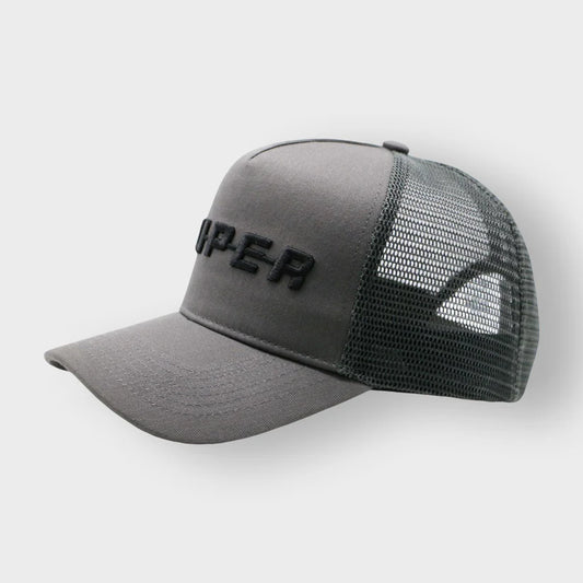 S-U-P-E-R trucker keps