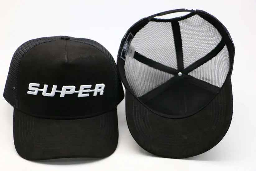 S-U-P-E-R trucker keps suede